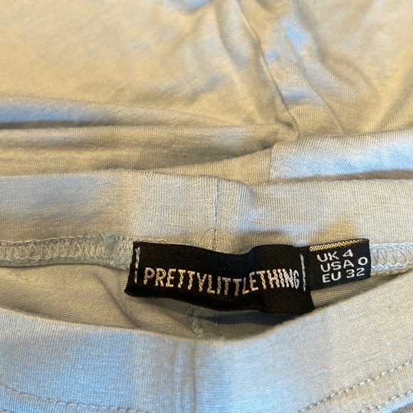 PrettyLittleThing High Waisted Shorts - Picture 5 of 6
